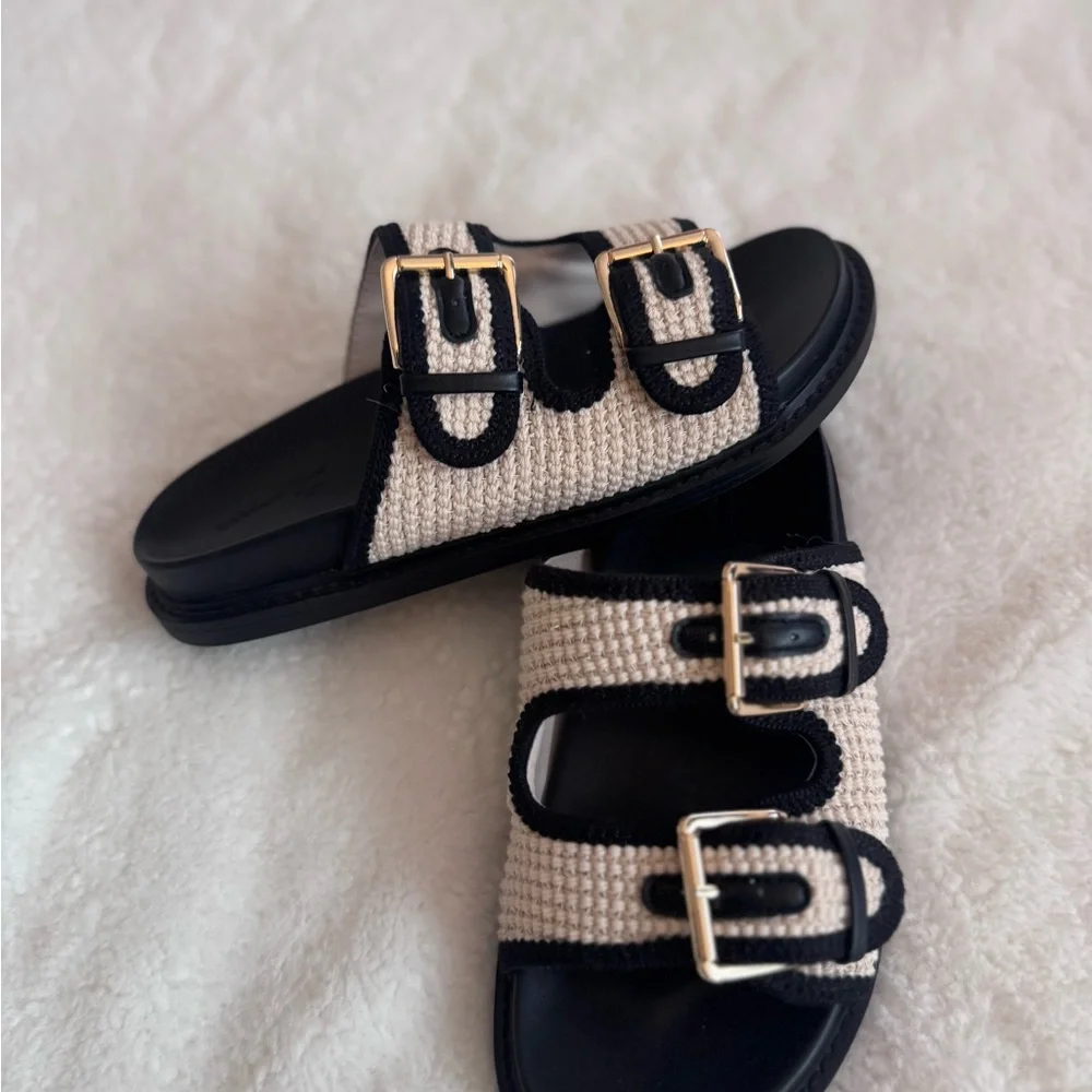 Universal Thread Black and Cream Buckle Sandals - Picture 3 of 4